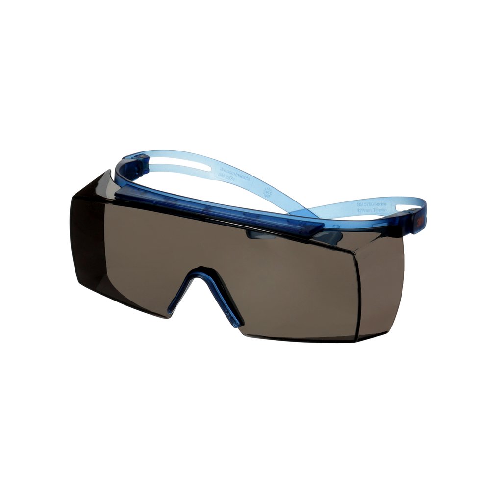 3M&trade; SecureFit&trade; 3700 Overbrille, blå brillestang, Scotchgard&trade; anti-dug (K&N), grå linse, SF3702SGAF-BLU-EU