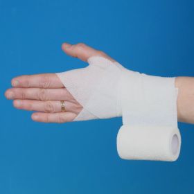 Elastikbind, støtte forbinding 7,5 cm × 4 meter, hæfter på sig selv