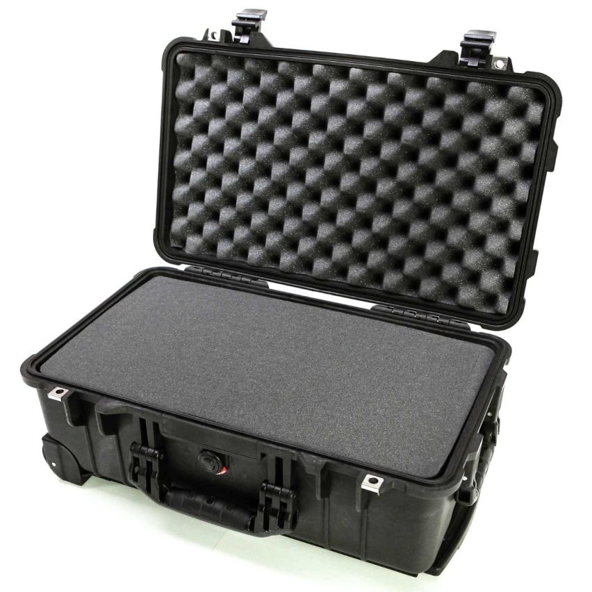 PELI&trade; 1510 med plukskum, professionel udstyrs case til beskyttelse af udstyr Sort