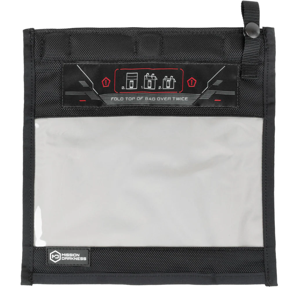 Mission Darkness&trade; Window Faraday taske til telefoner, med magnet lukning